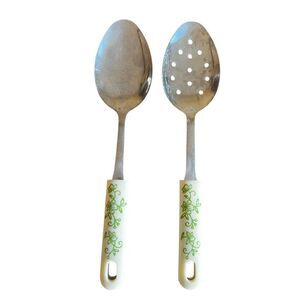 2 Temp-tations Presentable Ovenware by Tara Slotted Spoon Serving Green White